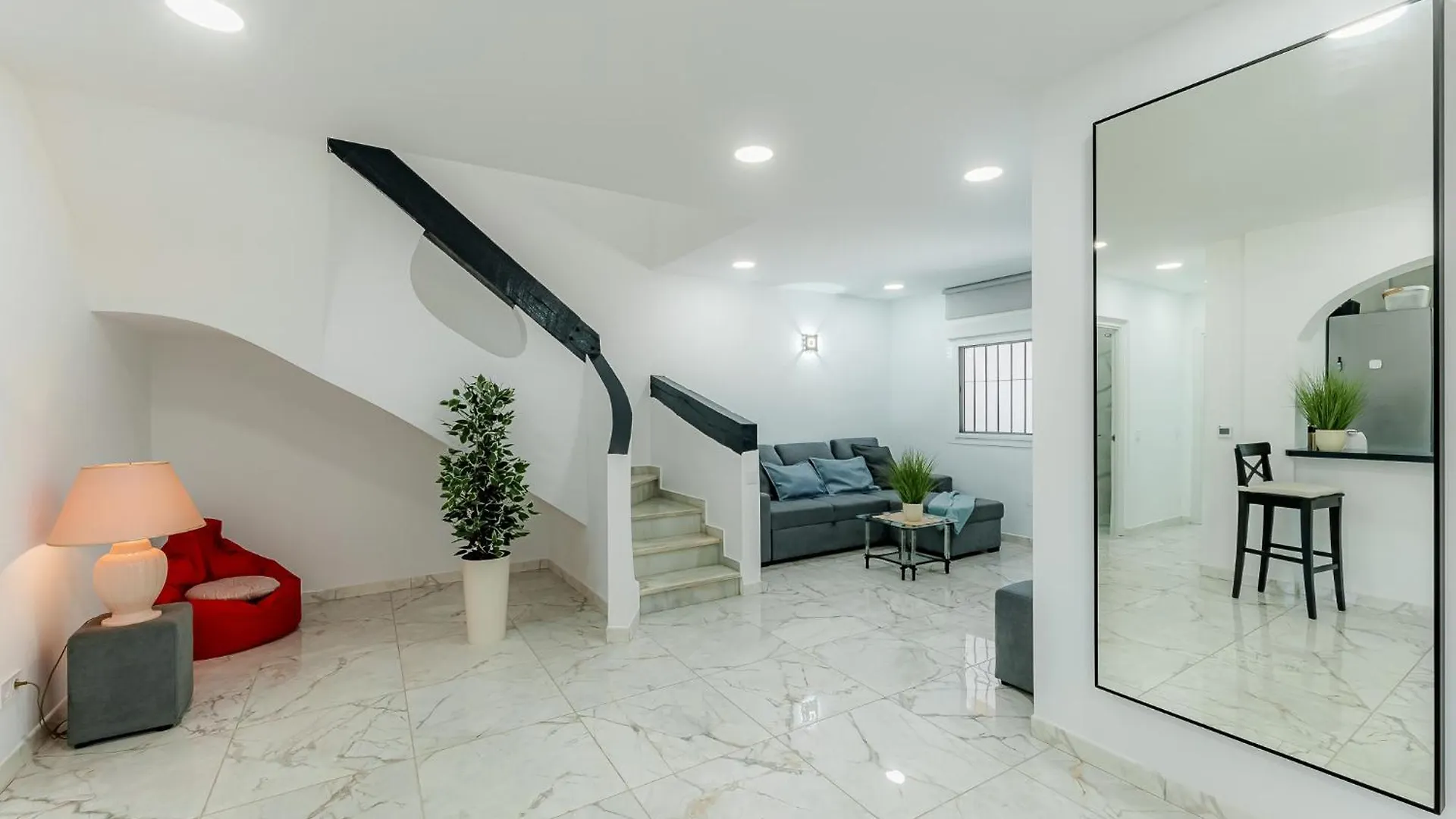 Casa Grapa In Sitio De Calahonda Villa