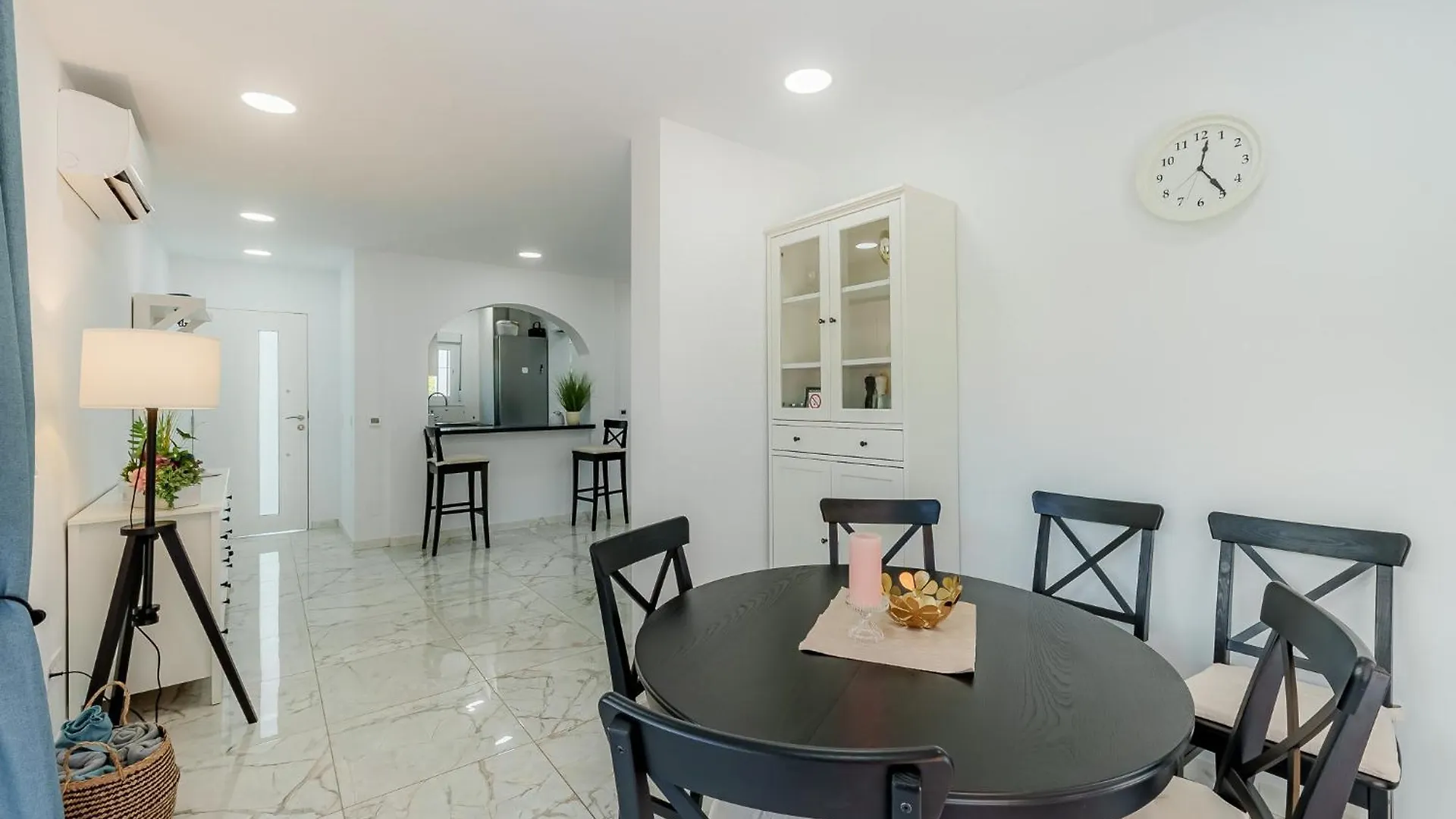Casa Grapa In Sitio De Calahonda Villa Spain